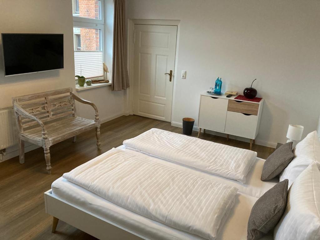 Das Bilderbuchcafe - Ferien - Apartment No 3 - Markt 7 Havelberg Eksteriør billede
