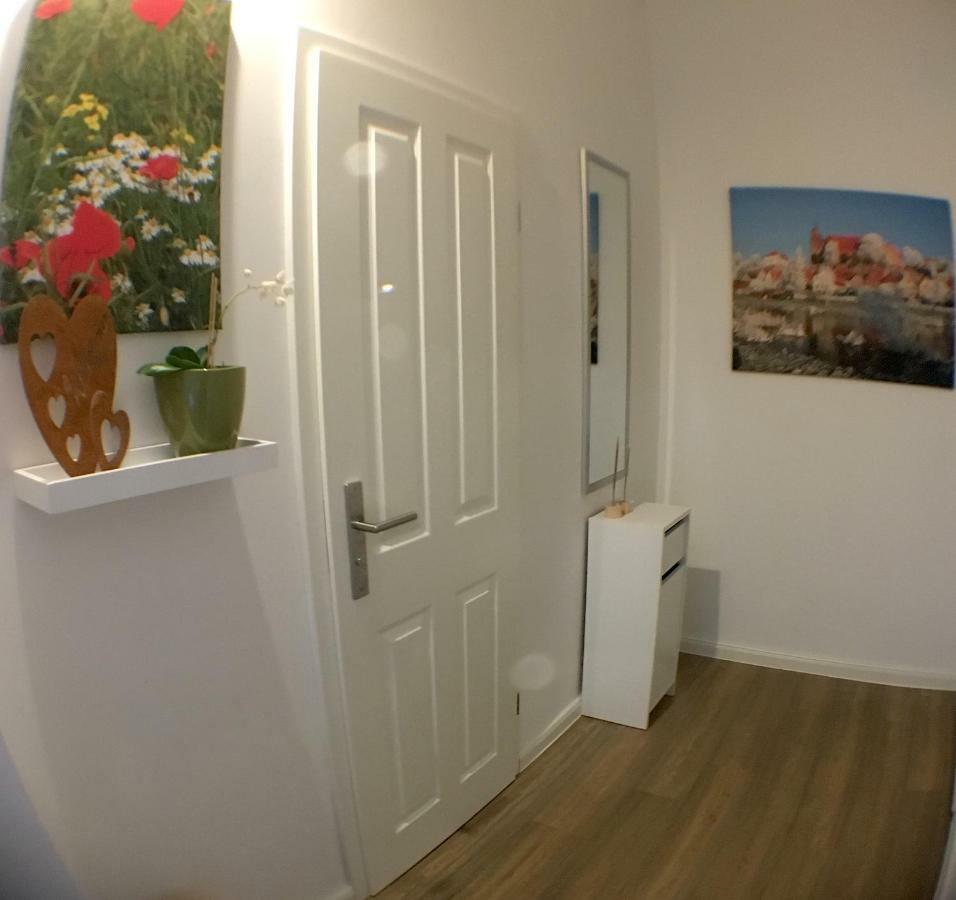 Das Bilderbuchcafe - Ferien - Apartment No 3 - Markt 7 Havelberg Eksteriør billede