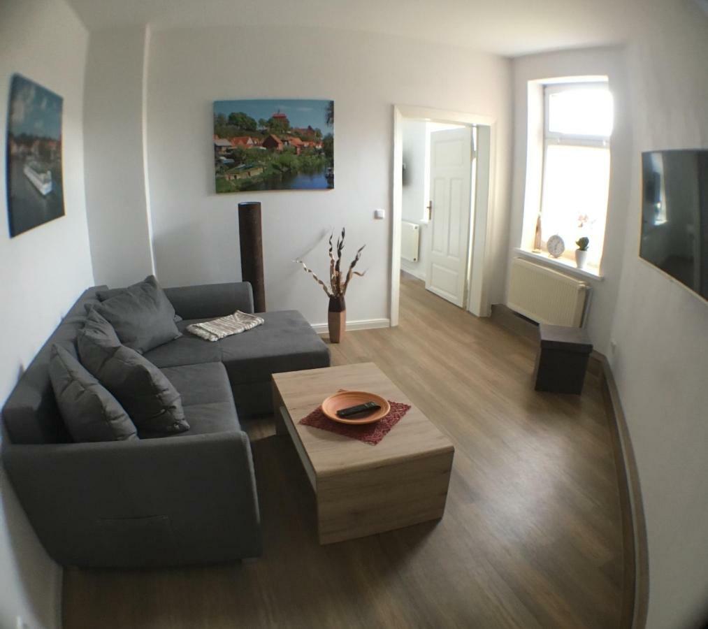 Das Bilderbuchcafe - Ferien - Apartment No 3 - Markt 7 Havelberg Eksteriør billede