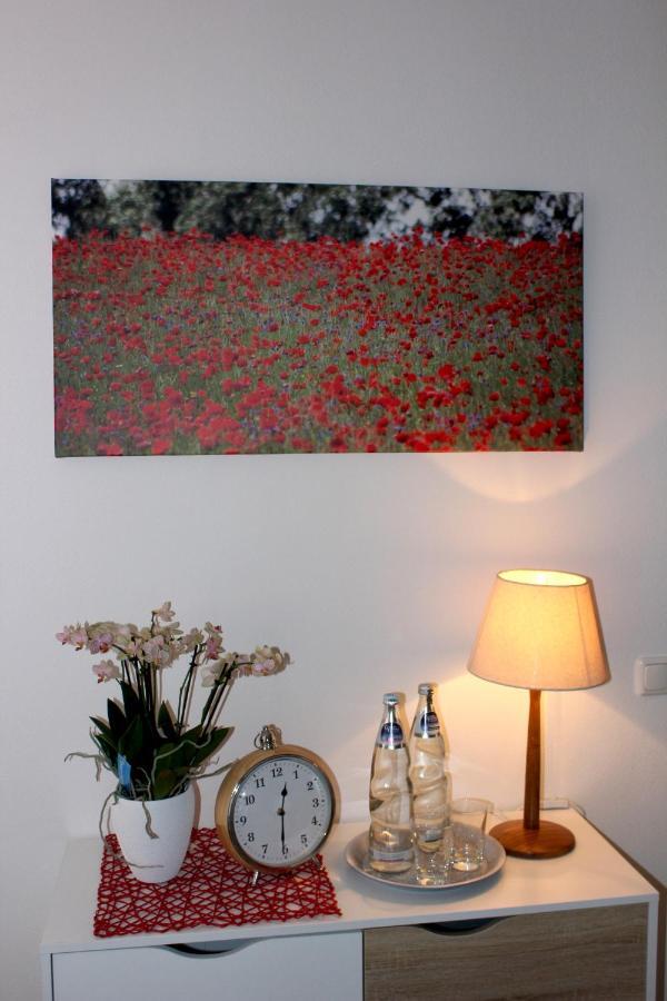 Das Bilderbuchcafe - Ferien - Apartment No 3 - Markt 7 Havelberg Eksteriør billede