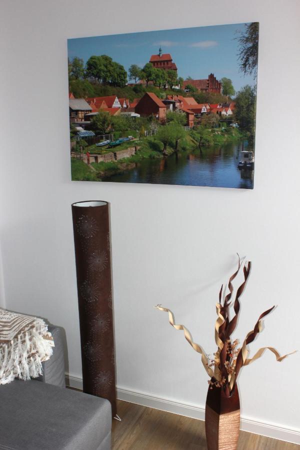 Das Bilderbuchcafe - Ferien - Apartment No 3 - Markt 7 Havelberg Eksteriør billede